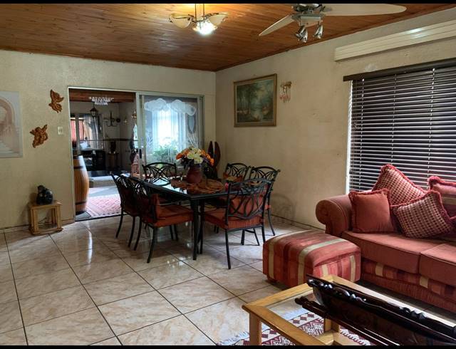 4 BEDROOM HOUSE FOR SALE IN VANDERBIJLPARK CE 2